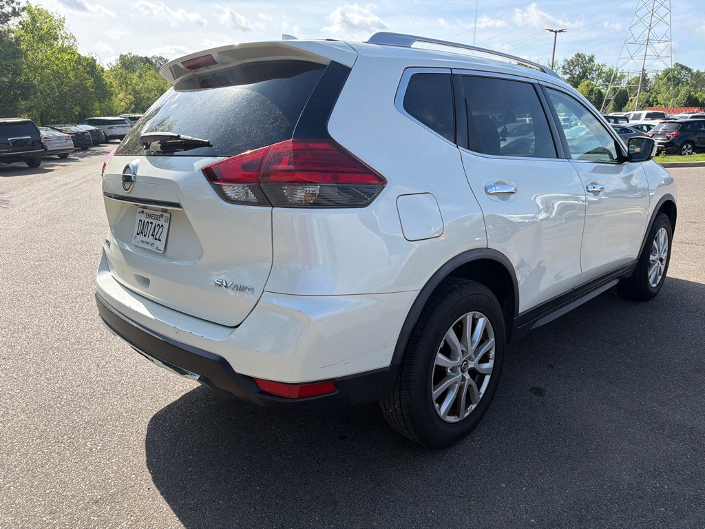 2017 Nissan Rogue Image 4