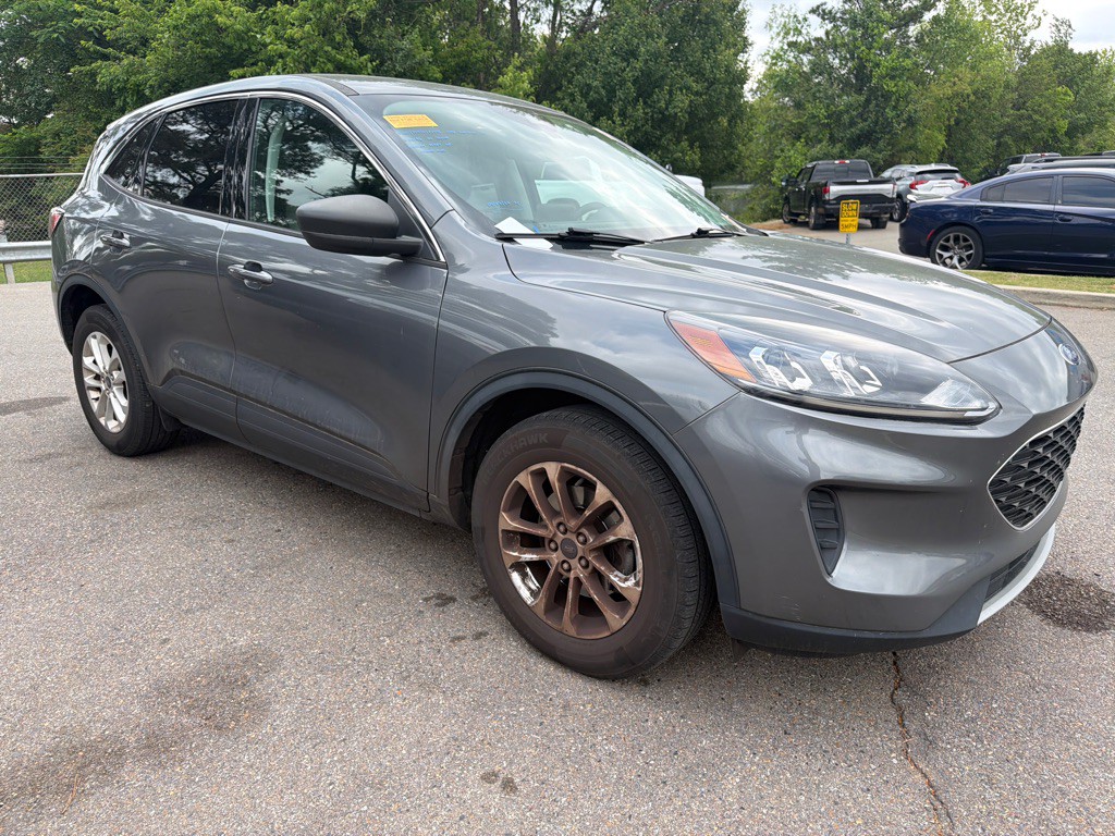 2022 Ford Escape Image 3