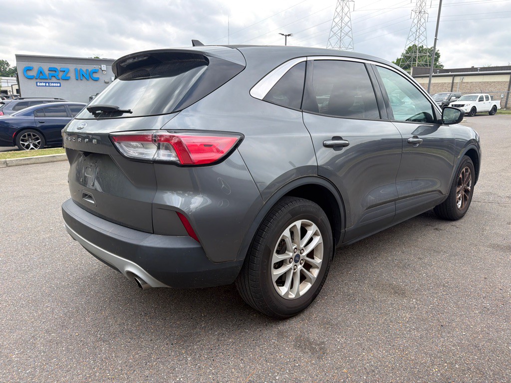 2022 Ford Escape Image 4