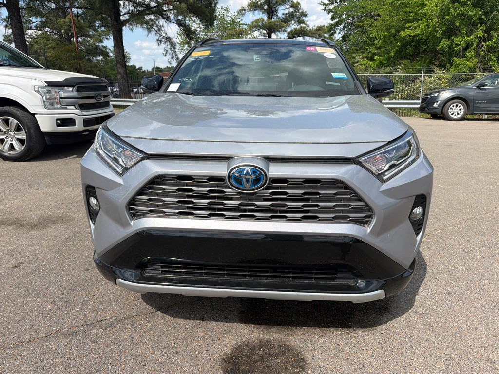 2020 Toyota Rav4 Image 2