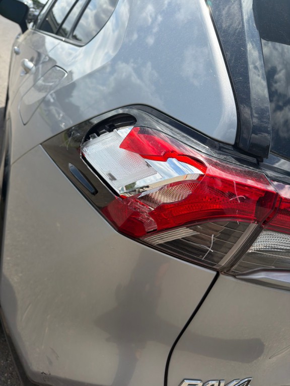 2020 Toyota Rav4 Image 8