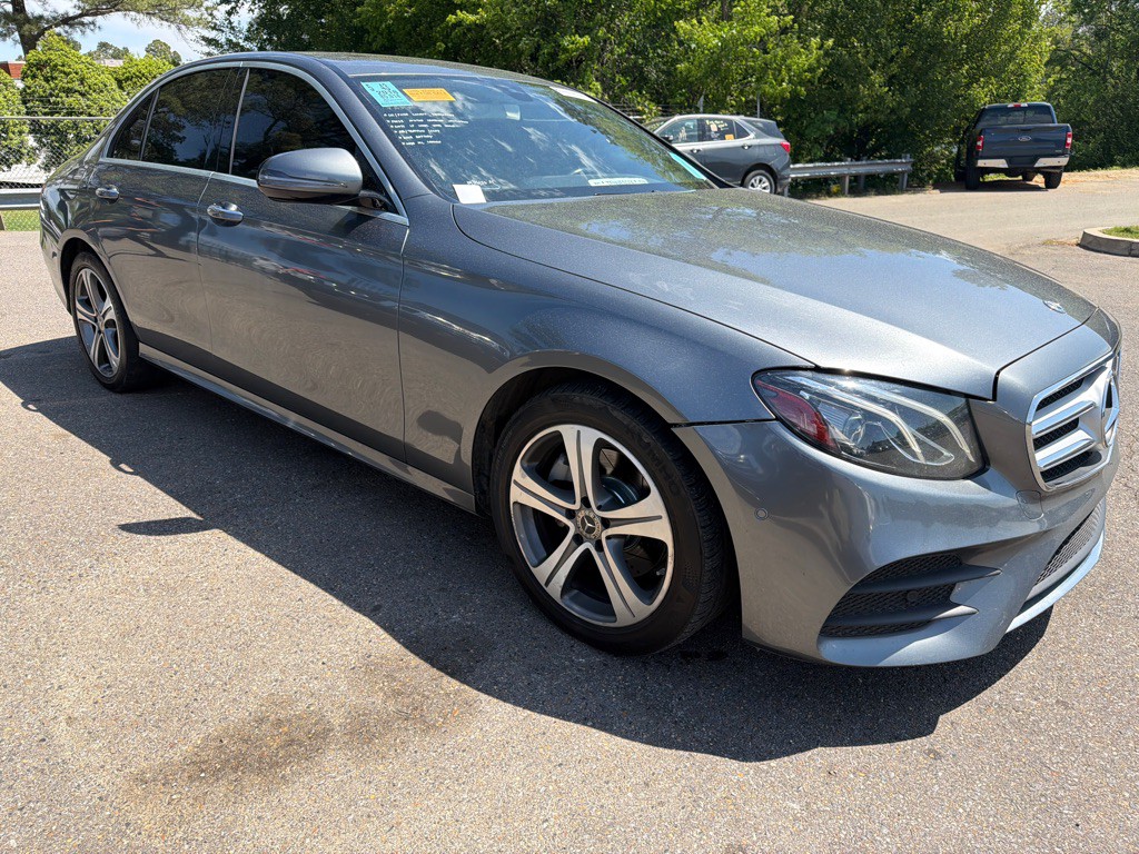 2018 Mercedes-Benz E-Class Image 3