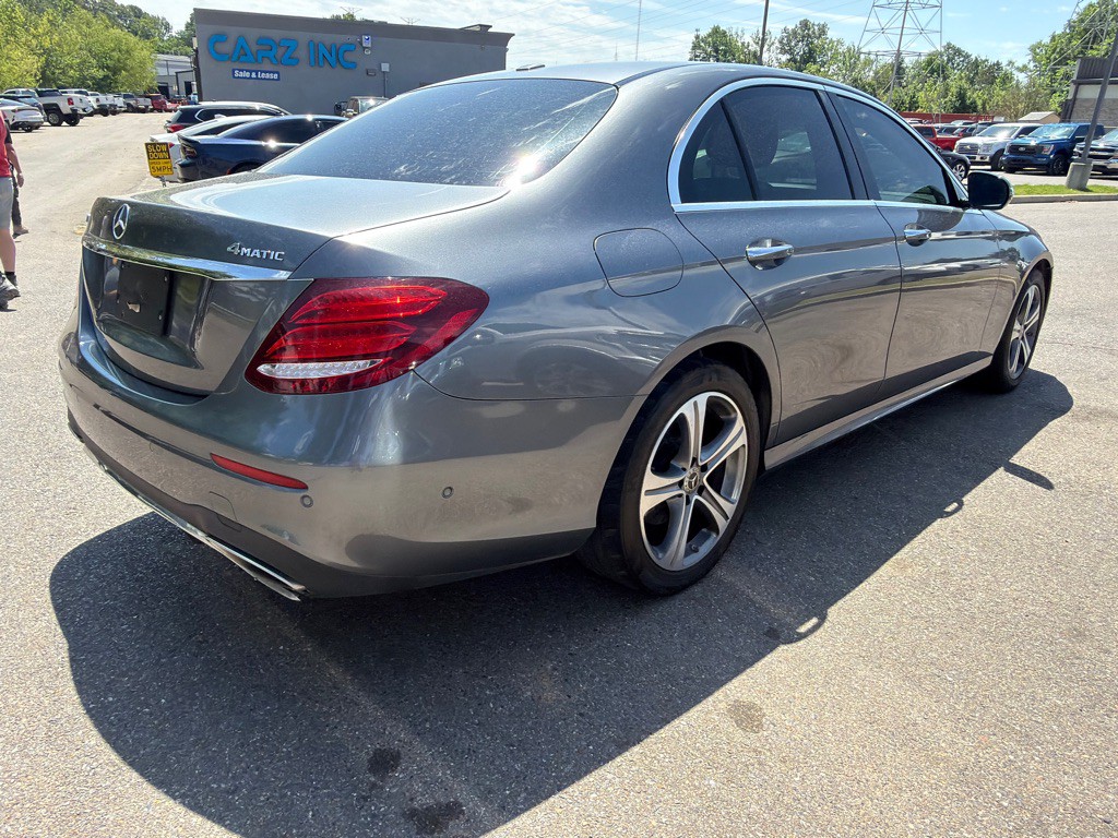 2018 Mercedes-Benz E-Class Image 4