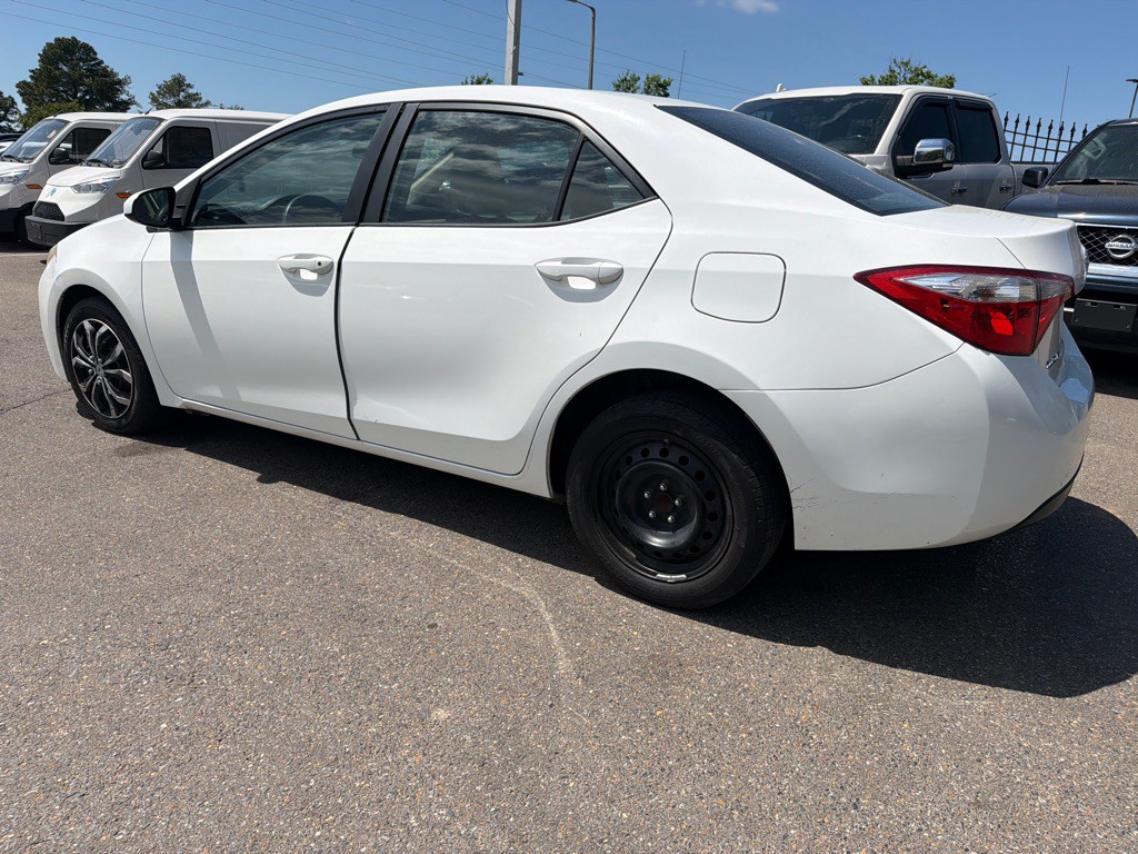 2016 Toyota Corolla Image 6