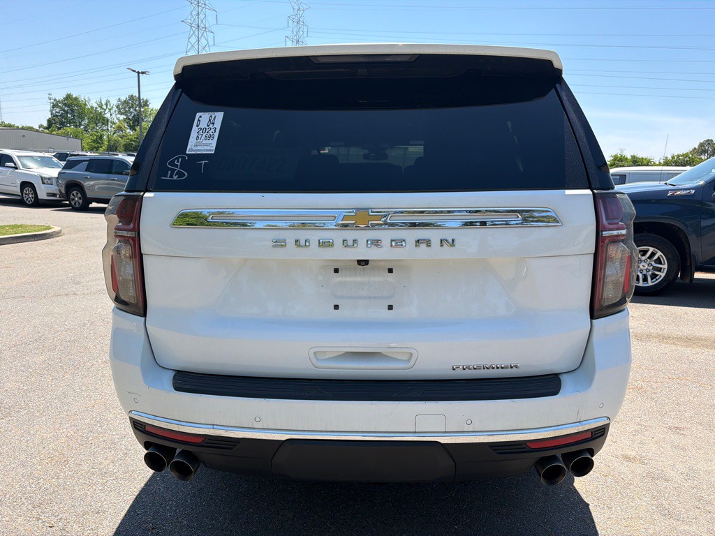2023 Chevrolet Suburban Image 5