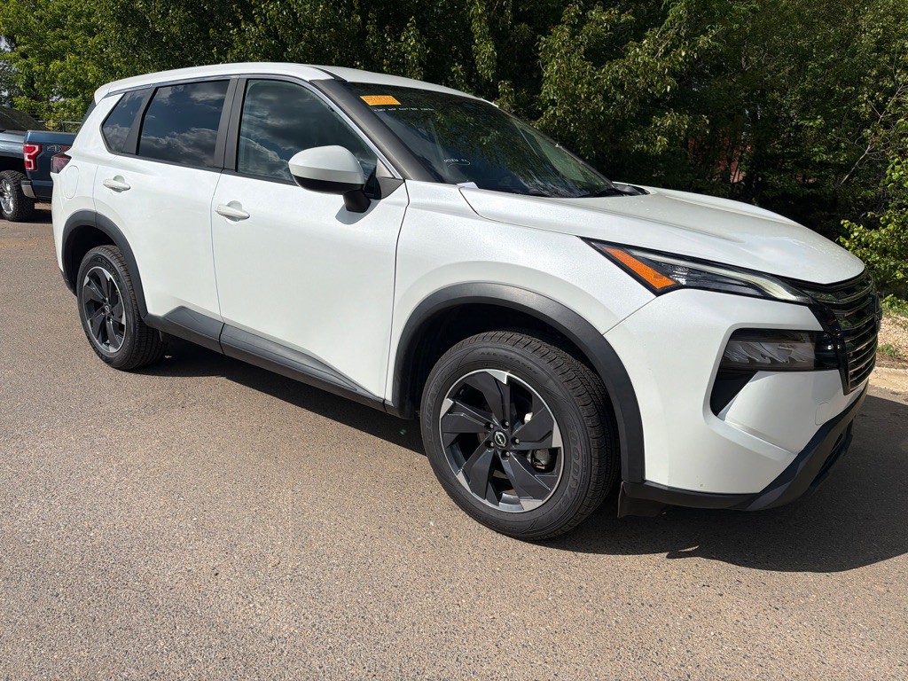 2024 Nissan Rogue Image 3