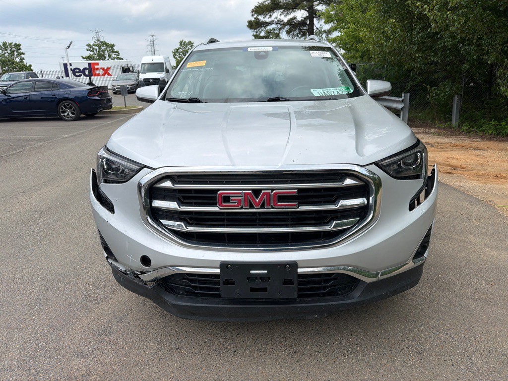 2021 GMC Terrain Image 2