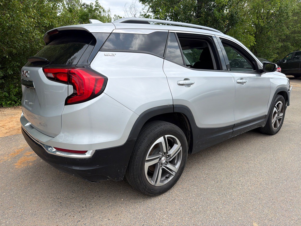 2021 GMC Terrain Image 4