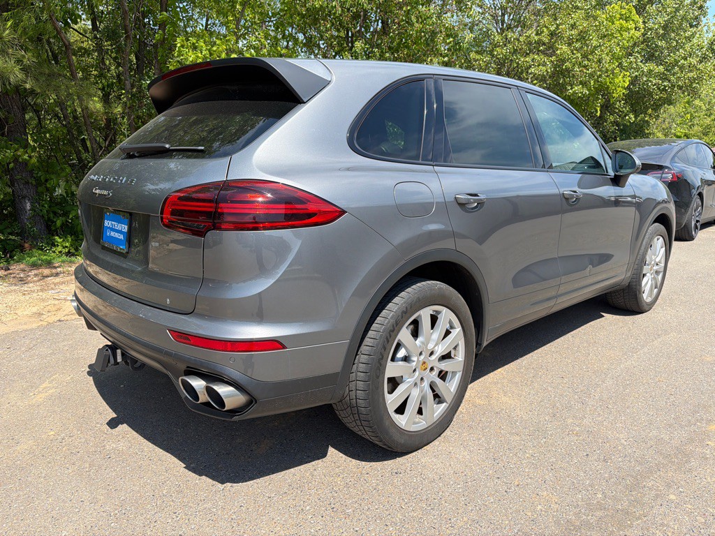 2017 Porsche Cayenne Image 4
