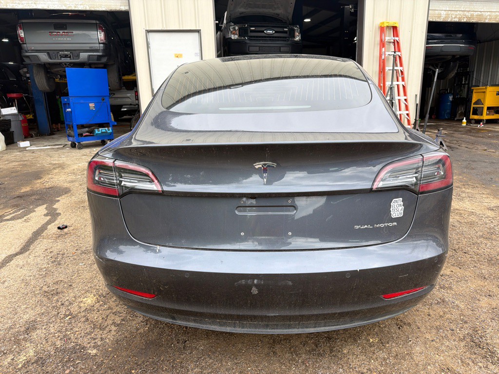2018 Tesla Model 3 Image 5