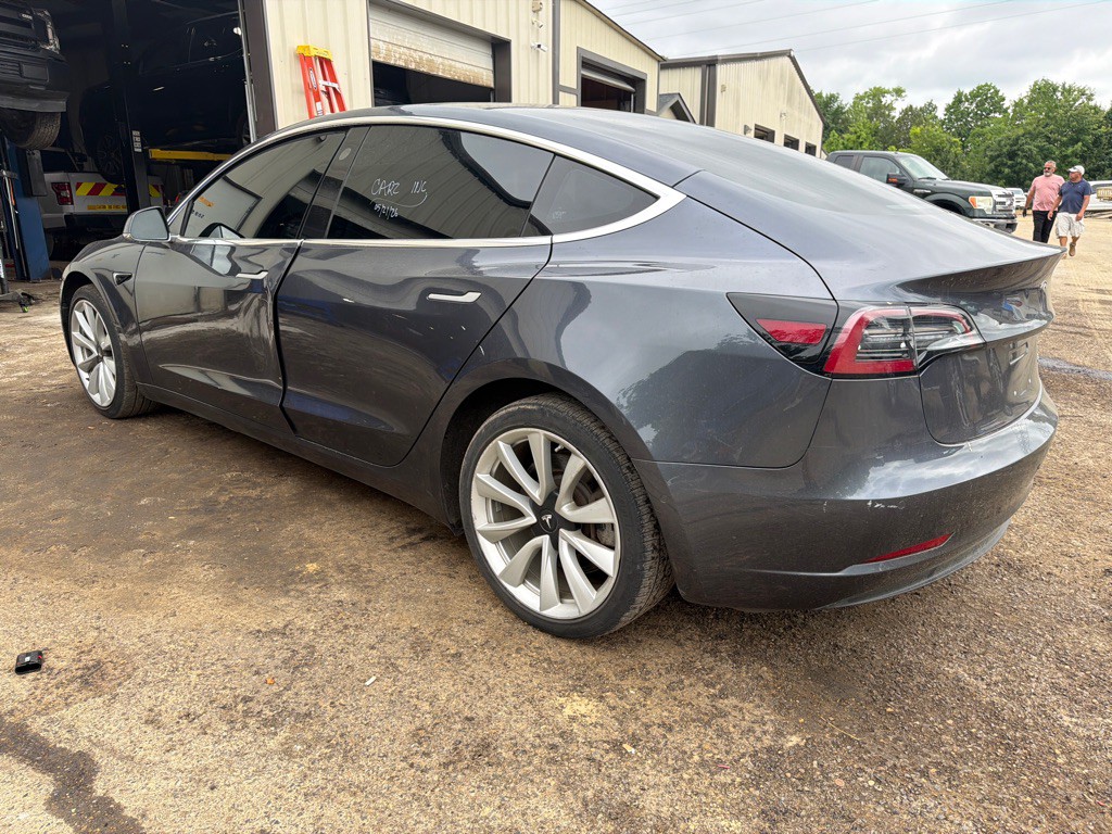 2018 Tesla Model 3 Image 6