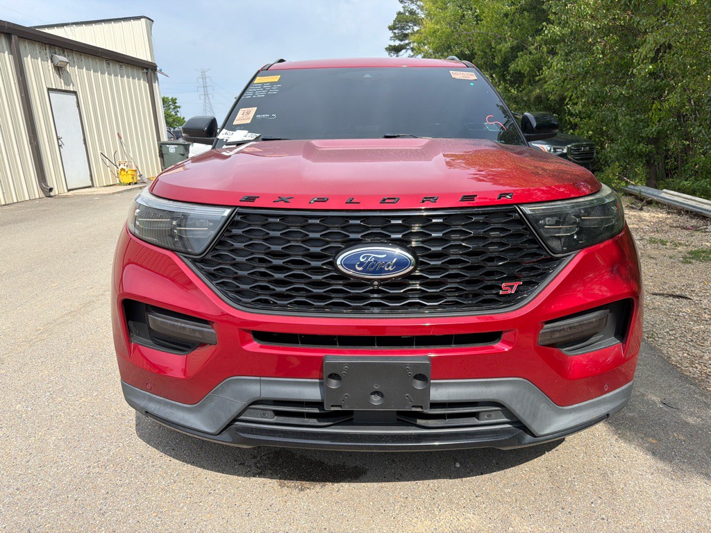 2020 Ford Explorer Image 2