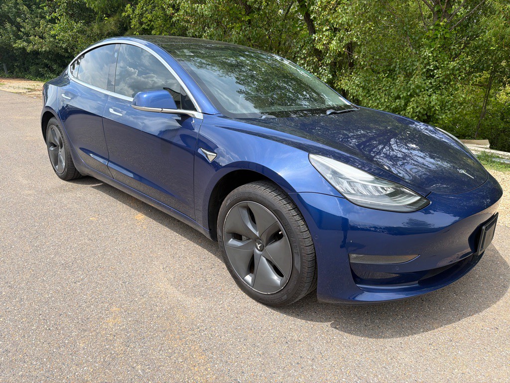 2019 Tesla Model 3 Image 3