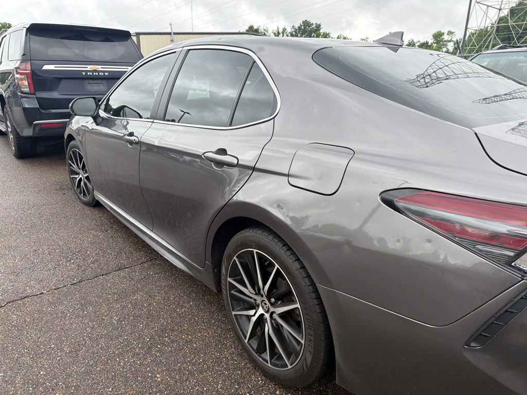 2022 Toyota Camry Image 11