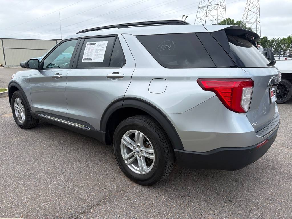 2022 Ford Explorer Image 6