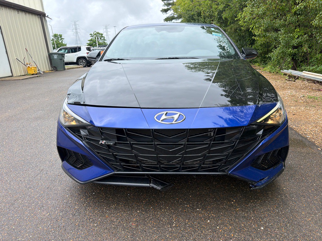 2023 Hyundai Elantra Image 2
