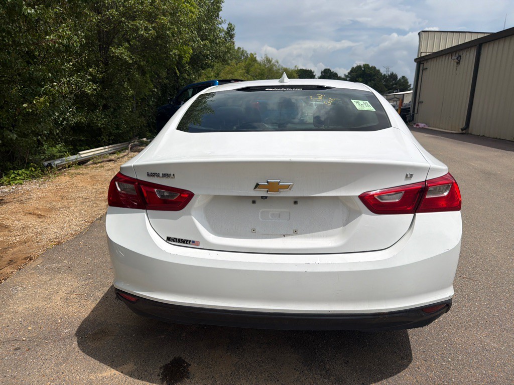 2018 Chevrolet Malibu Image 5