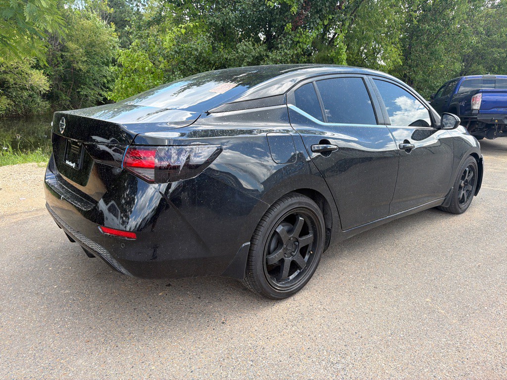 2021 Nissan Sentra Image 4