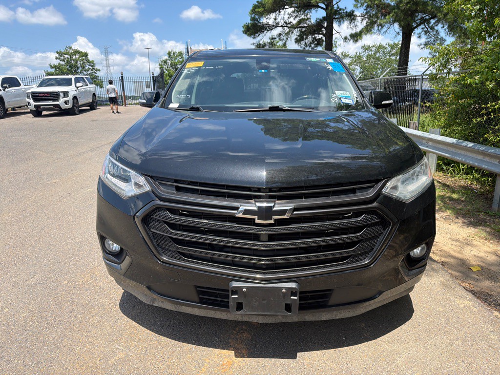2018 Chevrolet Traverse Image 2