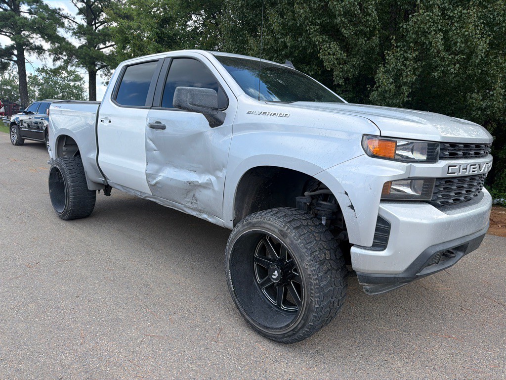 2021 Chevrolet Silverado 1500 Image 3