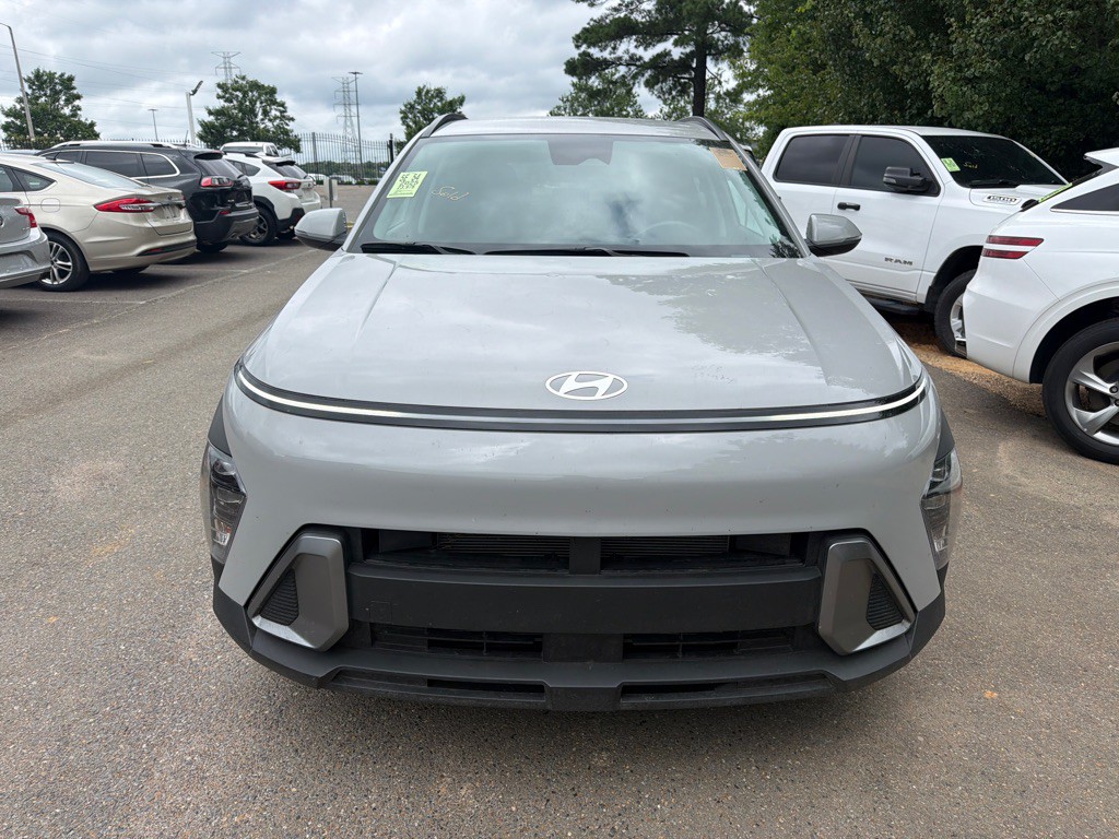2025 Hyundai Kona Image 2