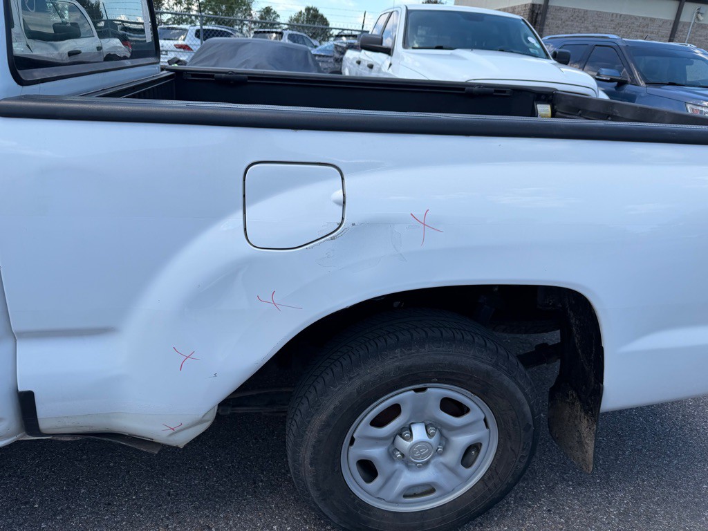 2014 Toyota Tacoma Image 11
