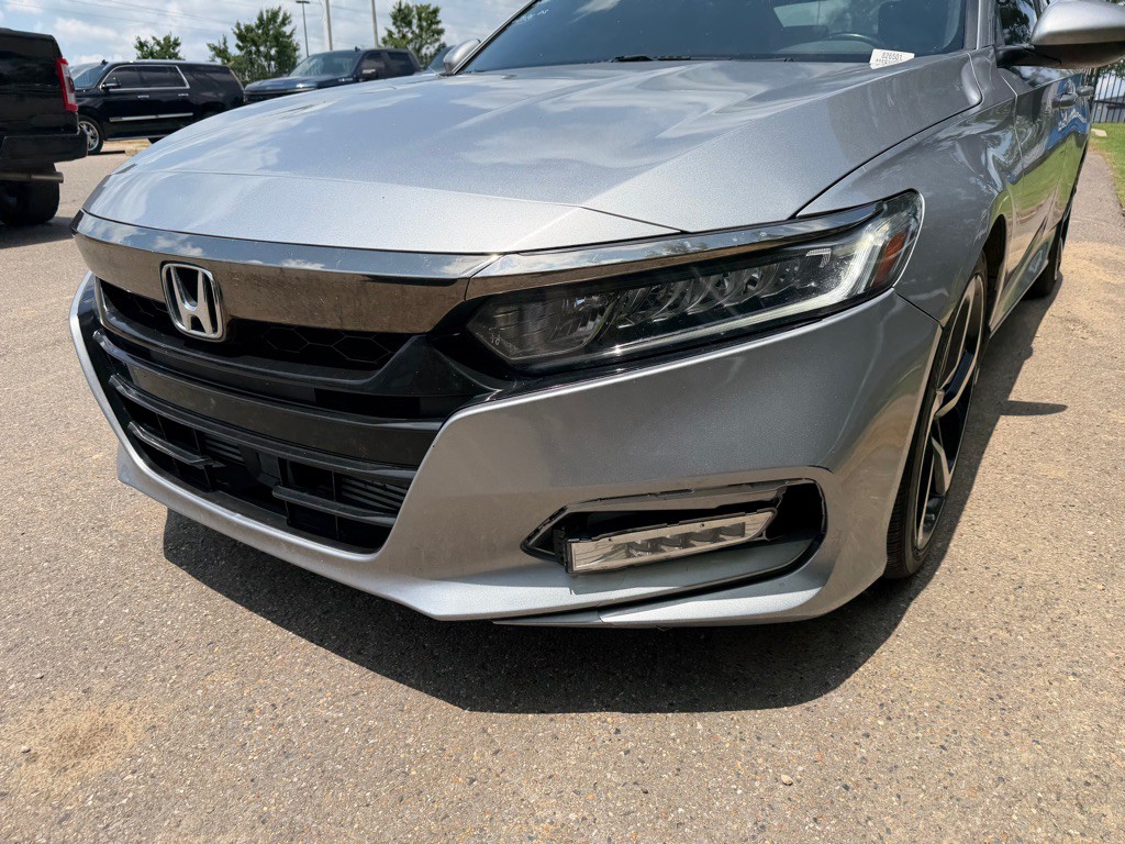 2019 Honda Accord Image 6