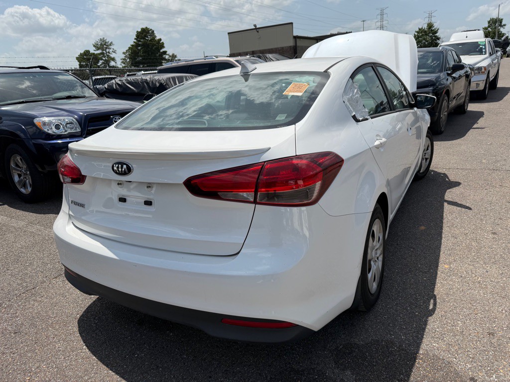 2018 Kia Forte Image 4