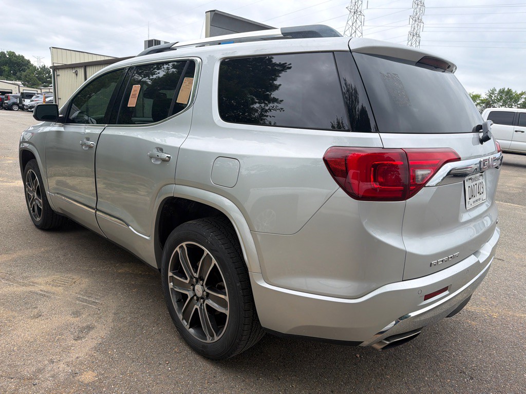 2019 GMC Acadia Image 6