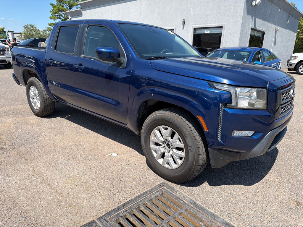 2023 Nissan Frontier Image 3