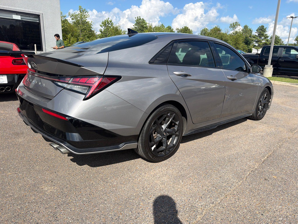 2024 Hyundai Elantra Image 4