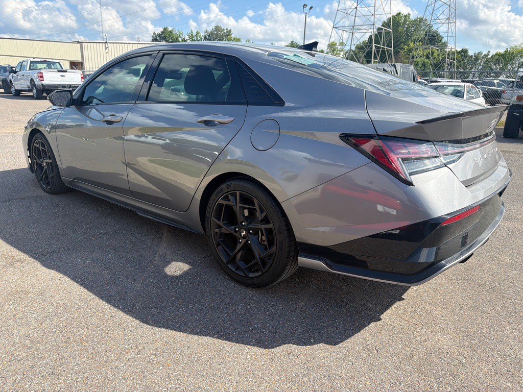 2024 Hyundai Elantra Image 6