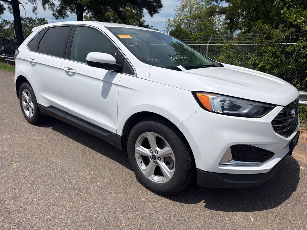 2022 Ford Edge Image 3