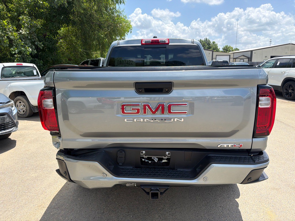 2024 GMC Canyon Image 5
