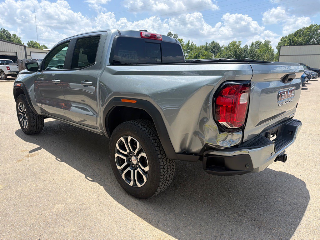 2024 GMC Canyon Image 6