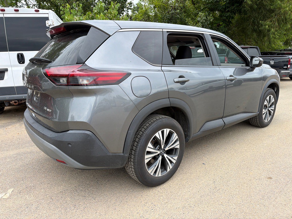 2023 Nissan Rogue Image 4
