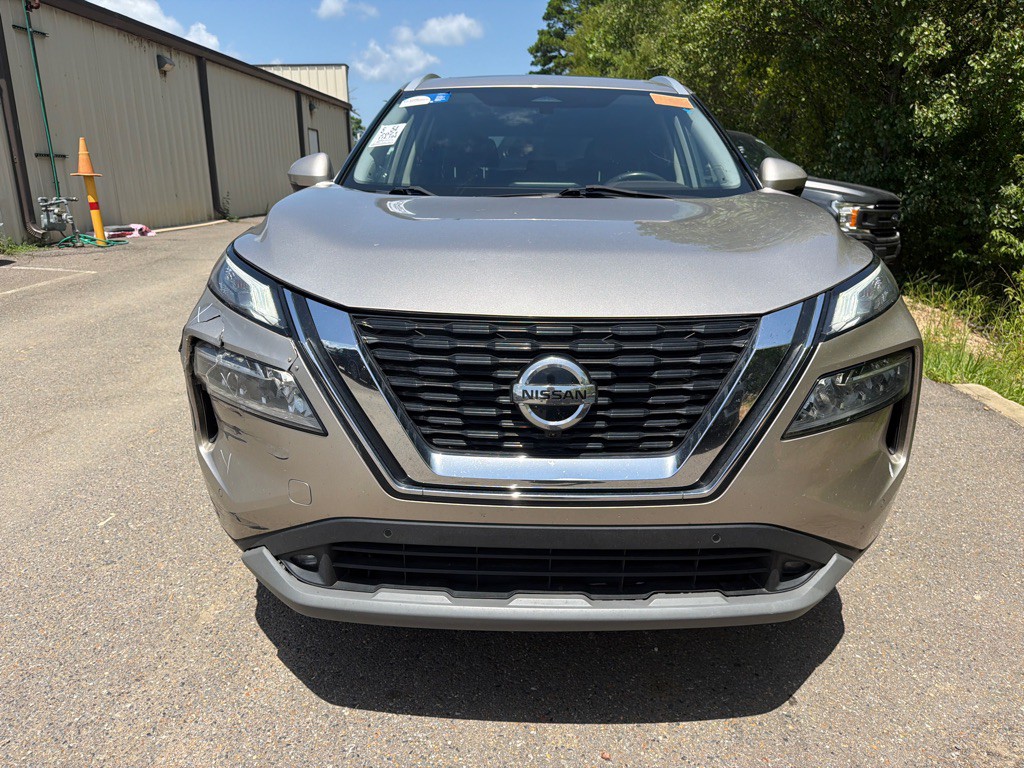 2021 Nissan Rogue Image 2
