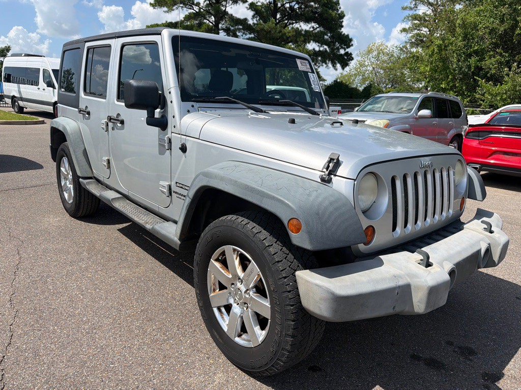 2011 Jeep Wrangler Unlimited Image 3