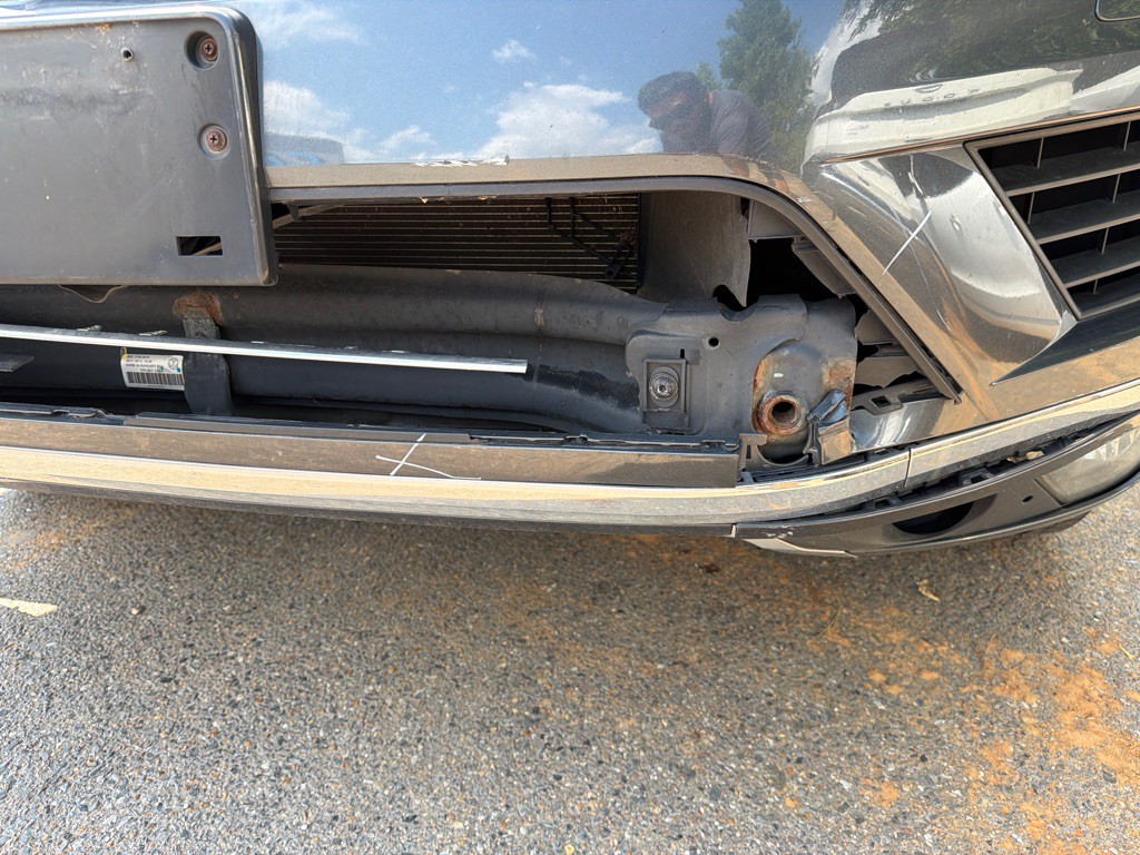 2016 Volkswagen Touareg Image 7