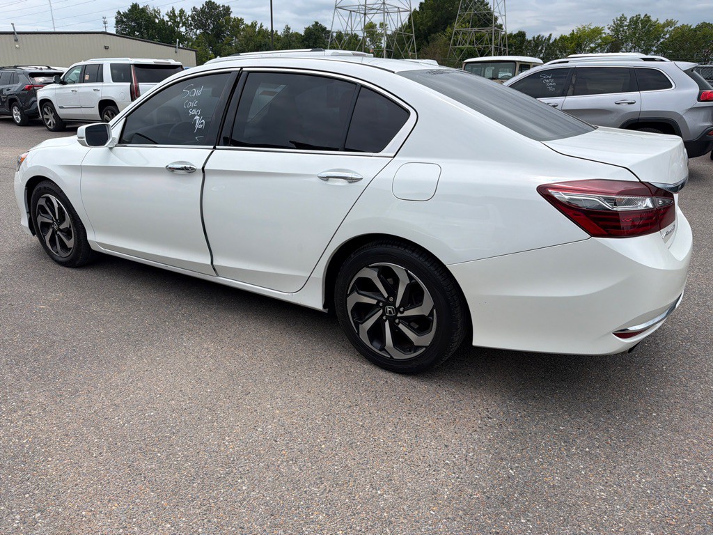 2016 Honda Accord Image 6