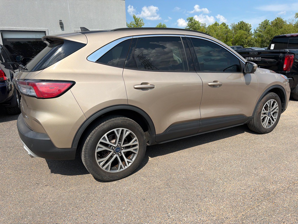 2021 Ford Escape Image 4