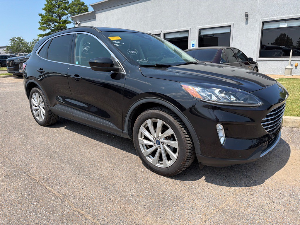 2021 Ford Escape Image 3