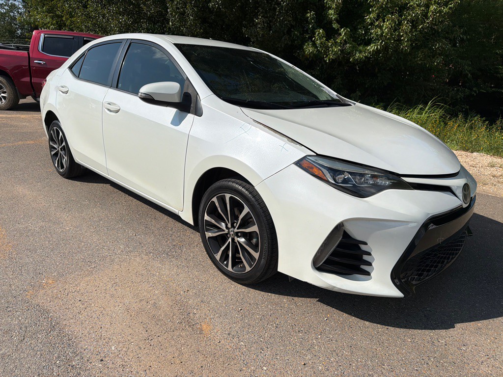 2017 Toyota Corolla Image 3