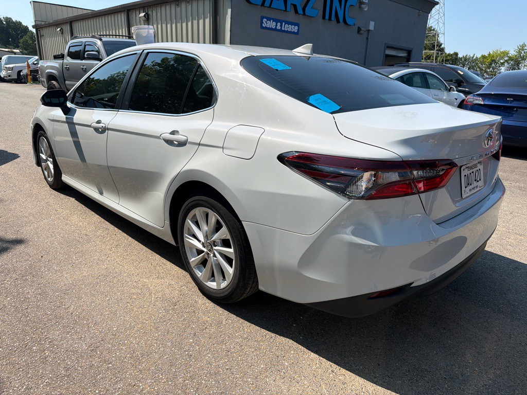 2023 Toyota Camry Image 6
