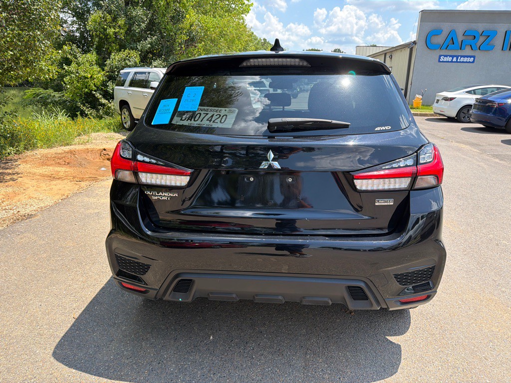 2024 Mitsubishi Outlander Image 5