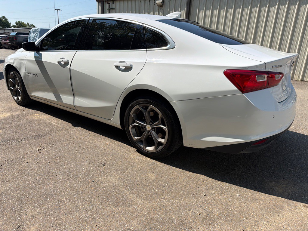 2023 Chevrolet Malibu Image 6