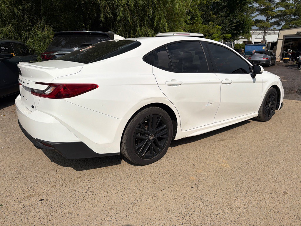 2025 Toyota Camry Image 4