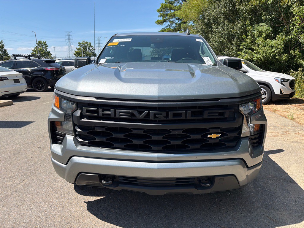 2023 Chevrolet Silverado 1500 Image 2