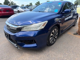 Image for 2017 Honda Accord Touring Hybrid ID: 7598757