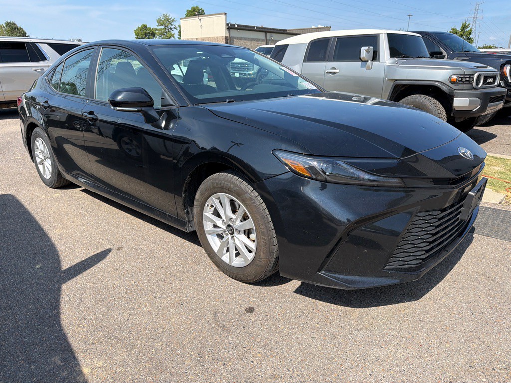 2025 Toyota Camry Image 3